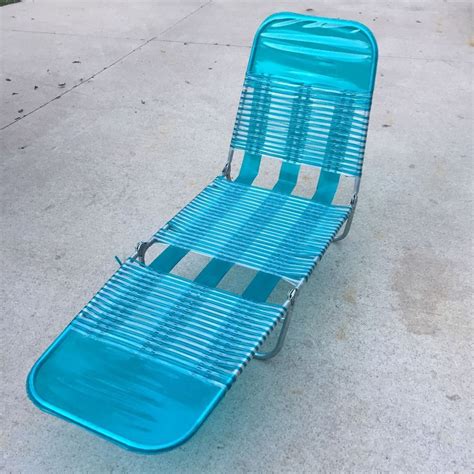 Tri Fold Lawn Chairs