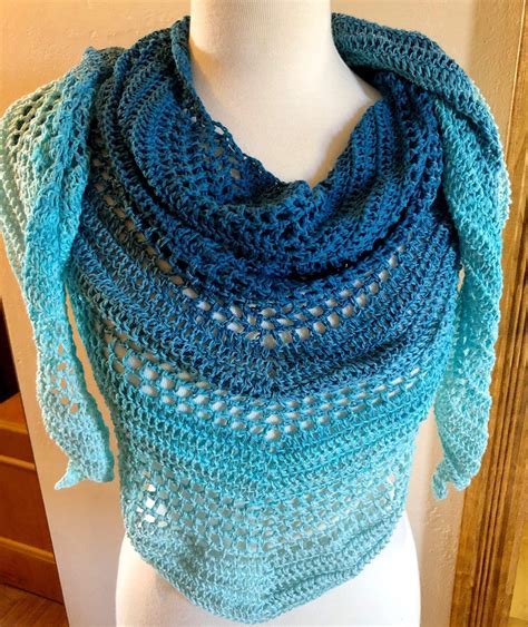 Triangle Crochet Shawl Pattern