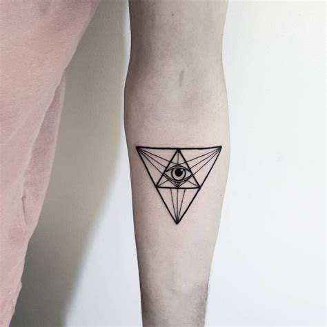 40+ Triangle Tattoos Triangle tattoos, Illuminati eye