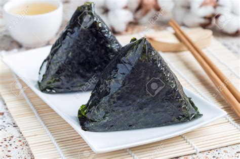 Triangle Kimbap Recipe