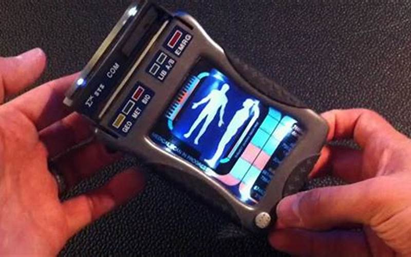 Tricorder Features