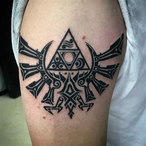 5 Things You Need to Know about Triforce Tattoos (with 75