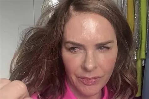 Trinny Woodall Flash Video
