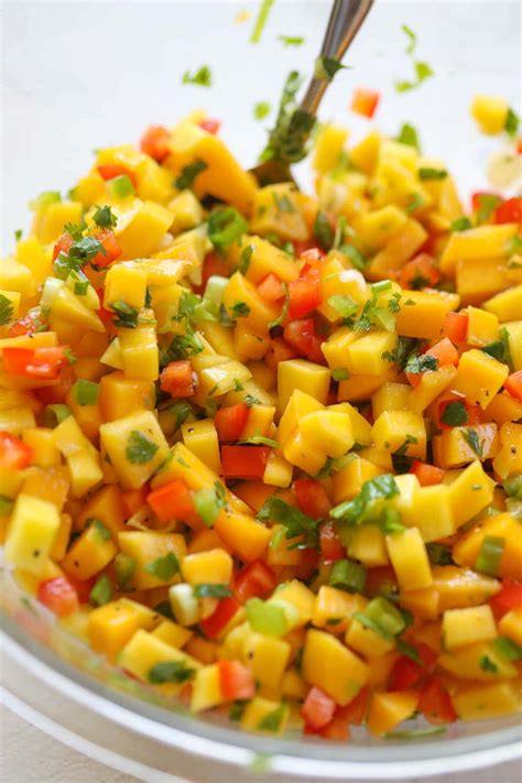 Tropical Paradise: Refreshing Mango Salsa Recipe