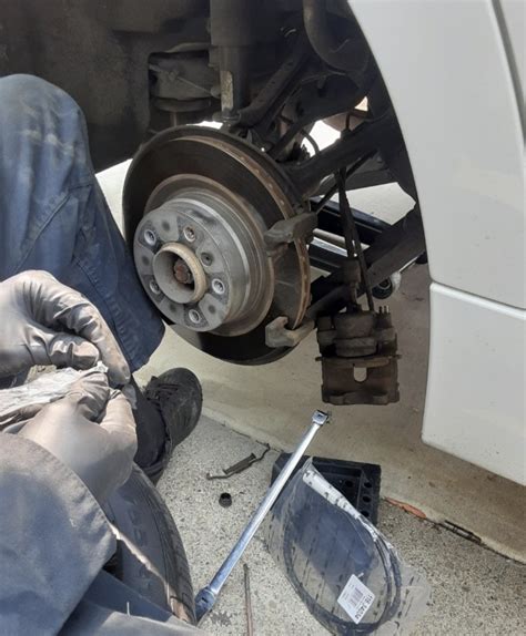 Truck Repair St. Louis Brake Service