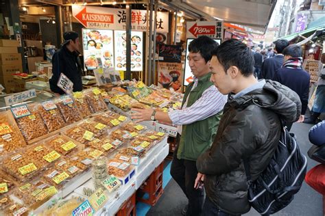 Tsukiji Fish Market Tour Booking Tips