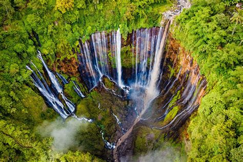 Tumpaksewu Waterfall