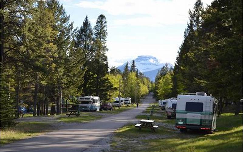 Tunnel Mountain Trailer Court