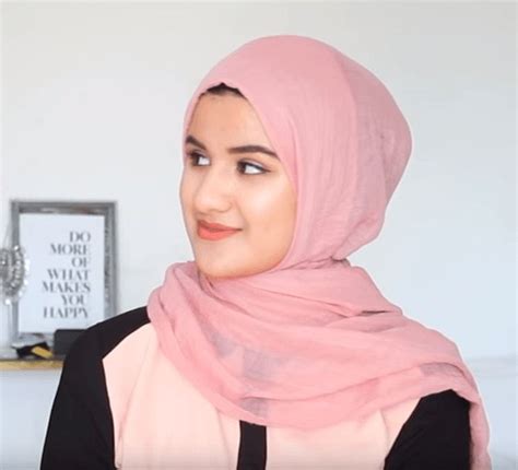 Turkish Hijab Style For Round Face