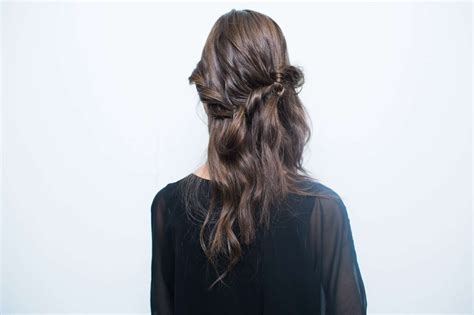 Tutorial: How to Create a Romantic Knitted Bang