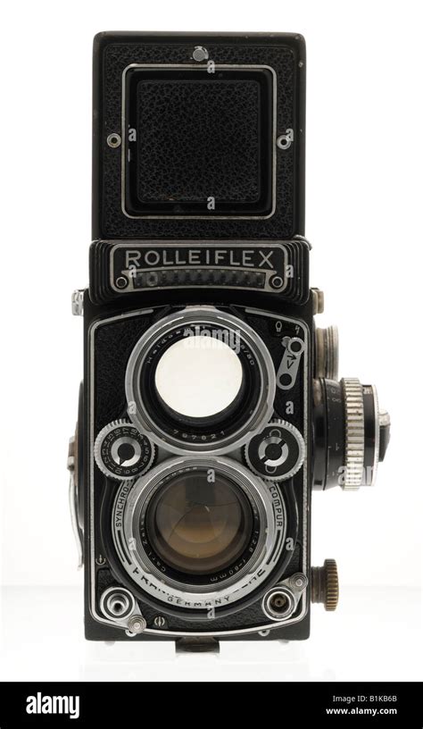 Twin-Lens Reflex Camera