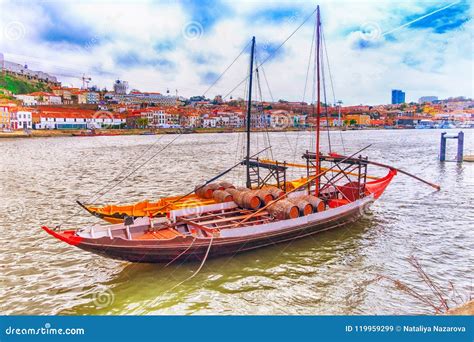 Various types of boats available for tours on the Douro River