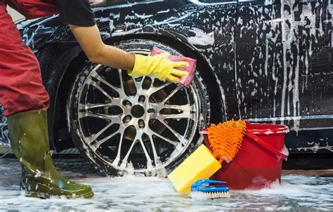 Types of Car Wash Services Available Near Edison