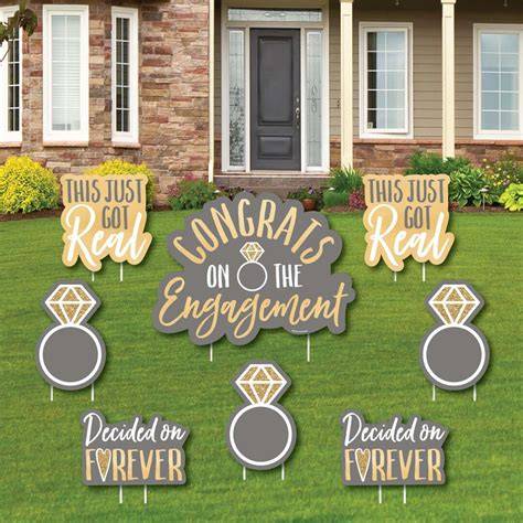 Types of Engagement Party Yard Signs