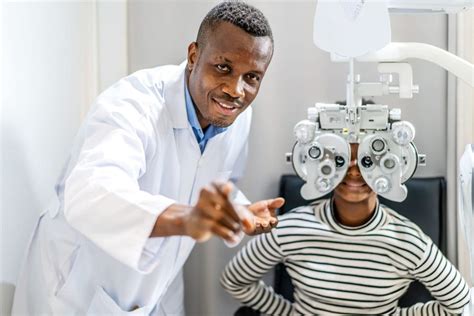 Types of Eye Care Professionals: Knowing the Difference