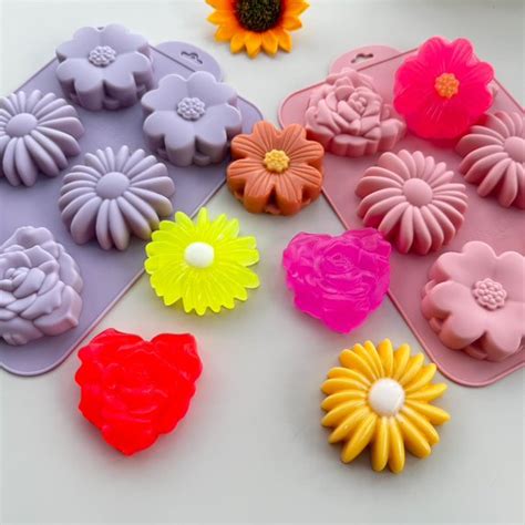 Types of Flower Cake Pans