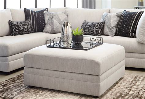 Types of Large Living Room Ottomans