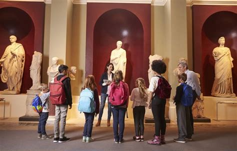 Types of Museum Tours