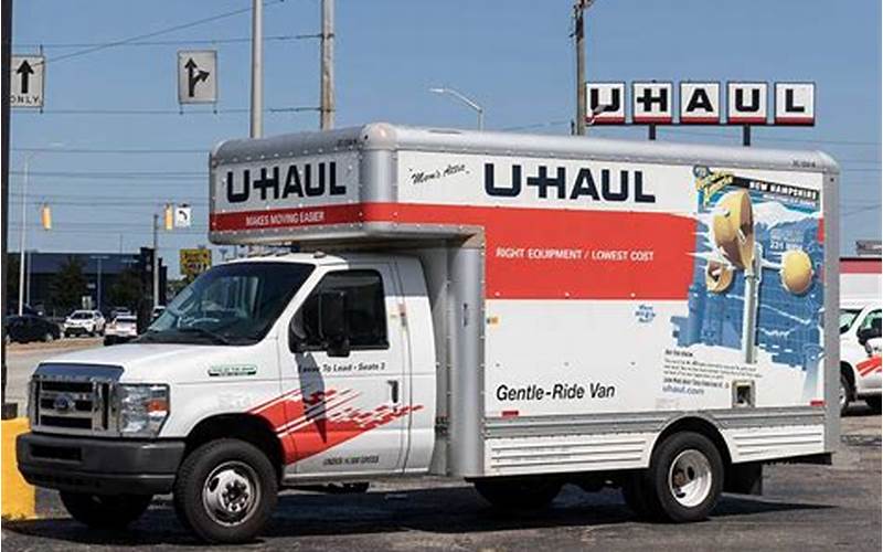 U-Haul 15 Foot Truck