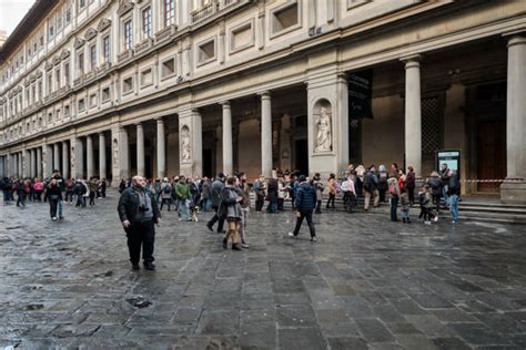 Uffizi Museum Queue