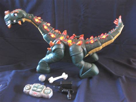 Ultra Dinosaur Charger