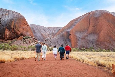 Uluru Guided Tour