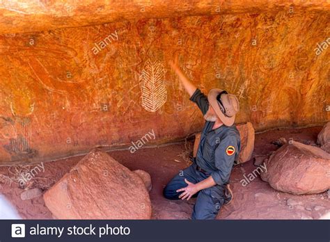 Uluru rock art