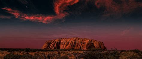 Uluru Sunset Spectacle