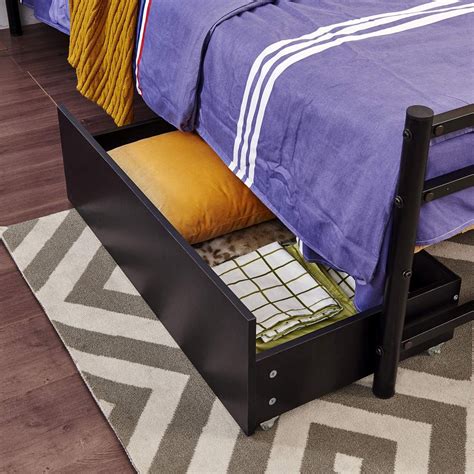Maximizing Space With Under Bed Storage Drawers