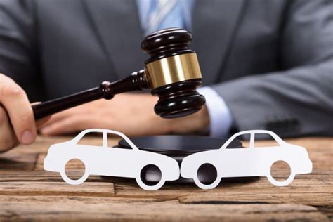 Understanding the Role of Accident Lawyers