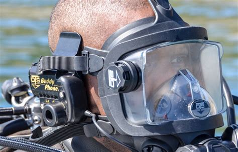 Underwater Communication diving