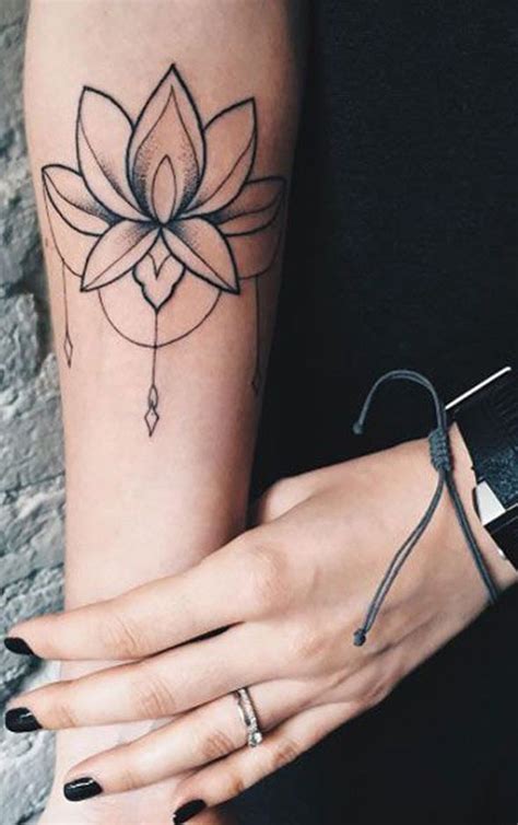 30+ Unique Arm Tattoo Ideas that are Simple Yet Have