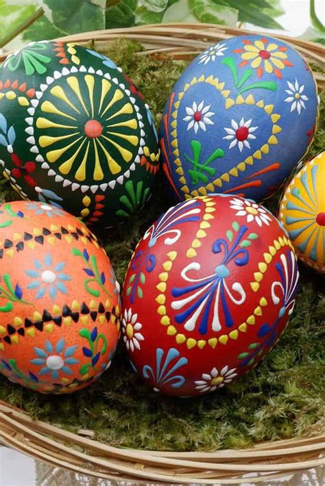Unusual Easter Decorations