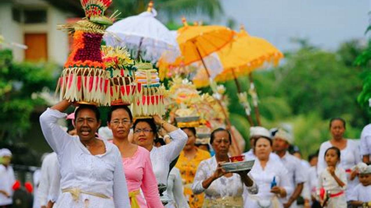 Upacara Dan Festival Tradisional, Wisata