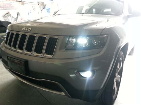 Upgrade Your 2014 Jeep Grand Cherokee with HIDs!