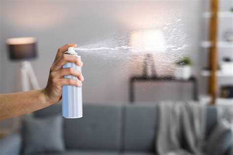 Using AC Cleaning Sprays and Foams