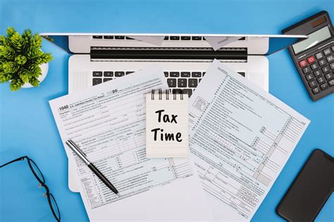 Using Year-End Tax Forms