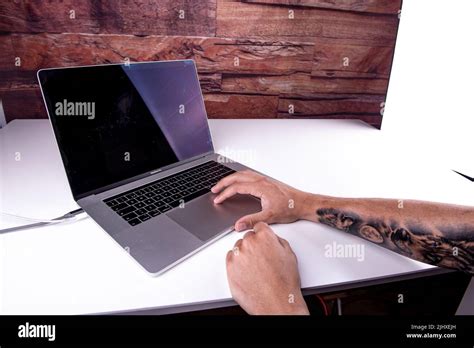 Using a Computer (PC/Mac)