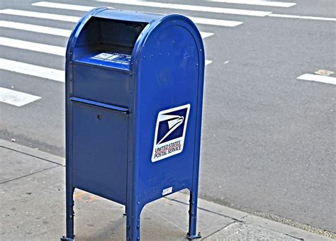 Find Your Way to Convenience: Locate Your Nearest USPS Blue Box Today!