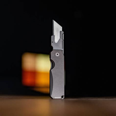 Utility Knife La Gi