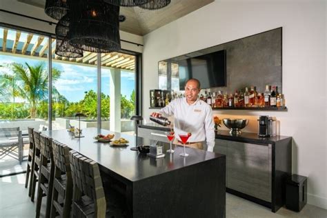 Vacation Rentals With Butler Service