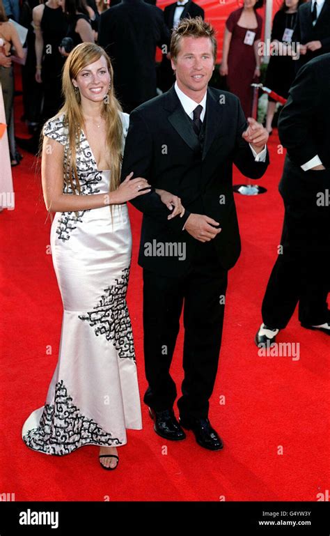 Exploring Val Kilmer's Controversial Marriages – A Deep Dive into the Actor's Relationship History