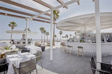 Valencia Beach Restaurant
