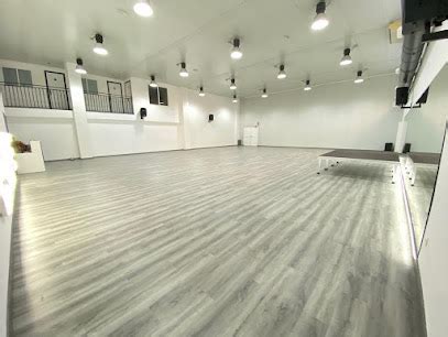 Valencia Dance Studio