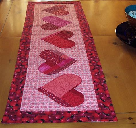 Valentine Table Runner Pattern