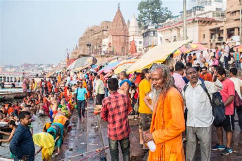 Varanasi crowded streets