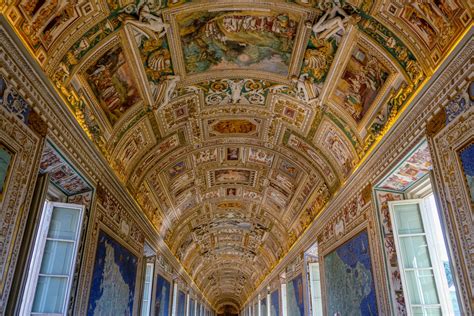 Vatican Museum guide