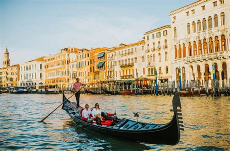 Venice Gondola Tour First Impression