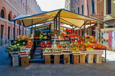 Venice Local Shops