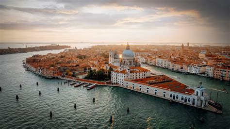 Venice Travel